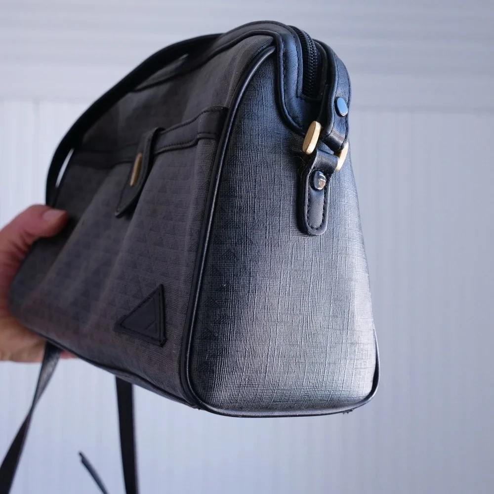 Vintage 80s Liz Claiborne crossbody bag